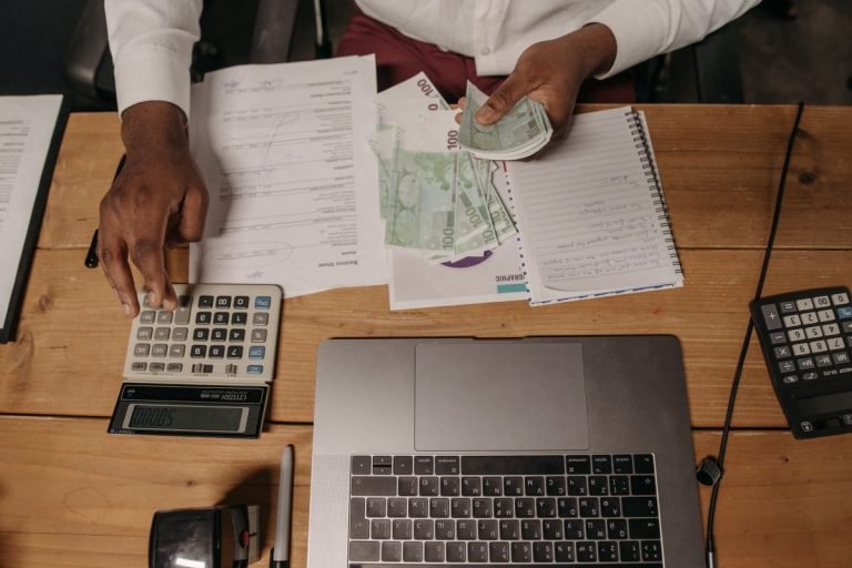 FIA Maintaining Financial Records (MA2)